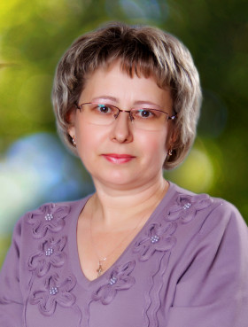 Адрова Елена Михайловна.